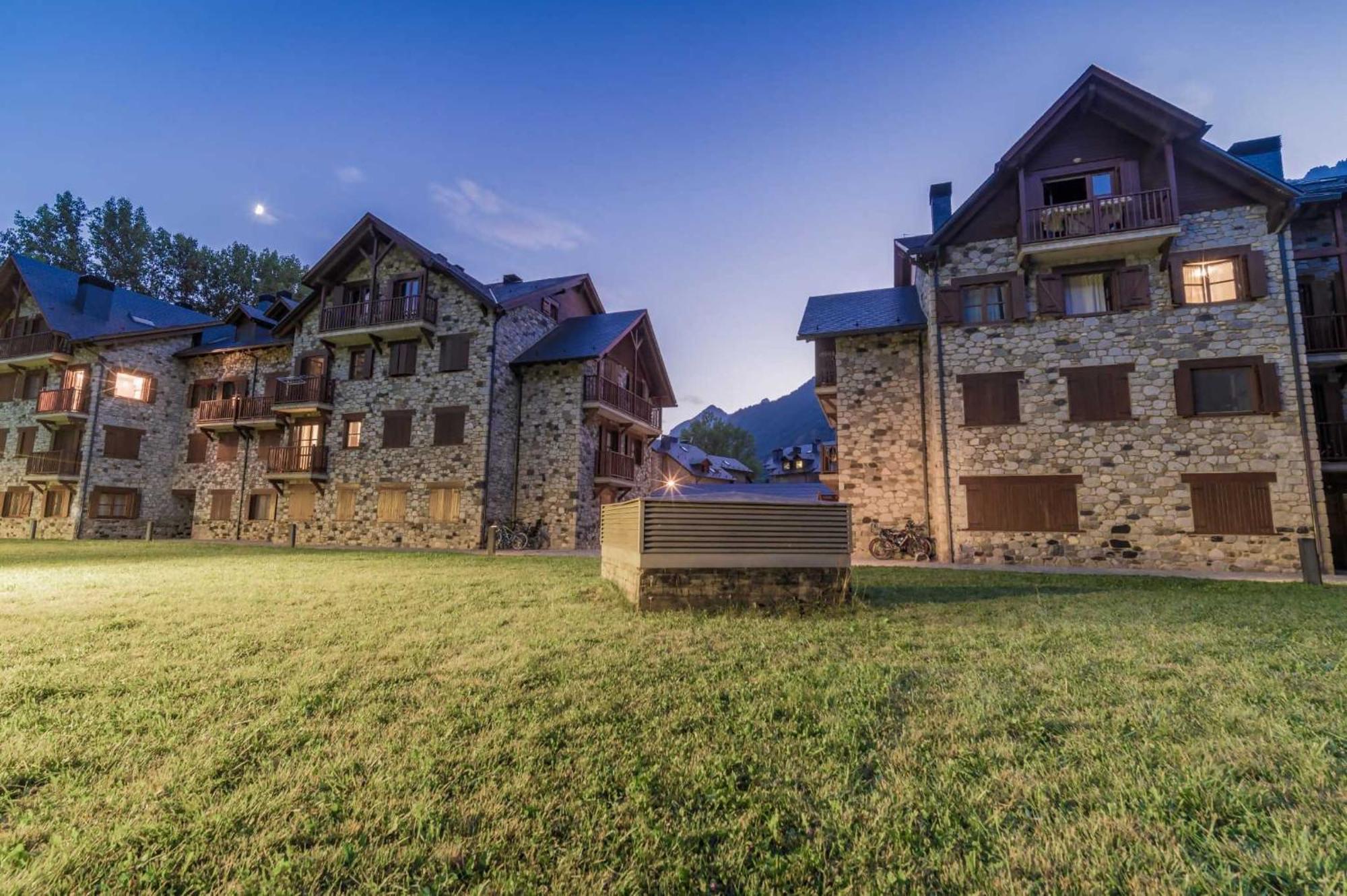Apartmán Loira Casa Sanchines Duplex De Lujo En Benasque Exteriér fotografie