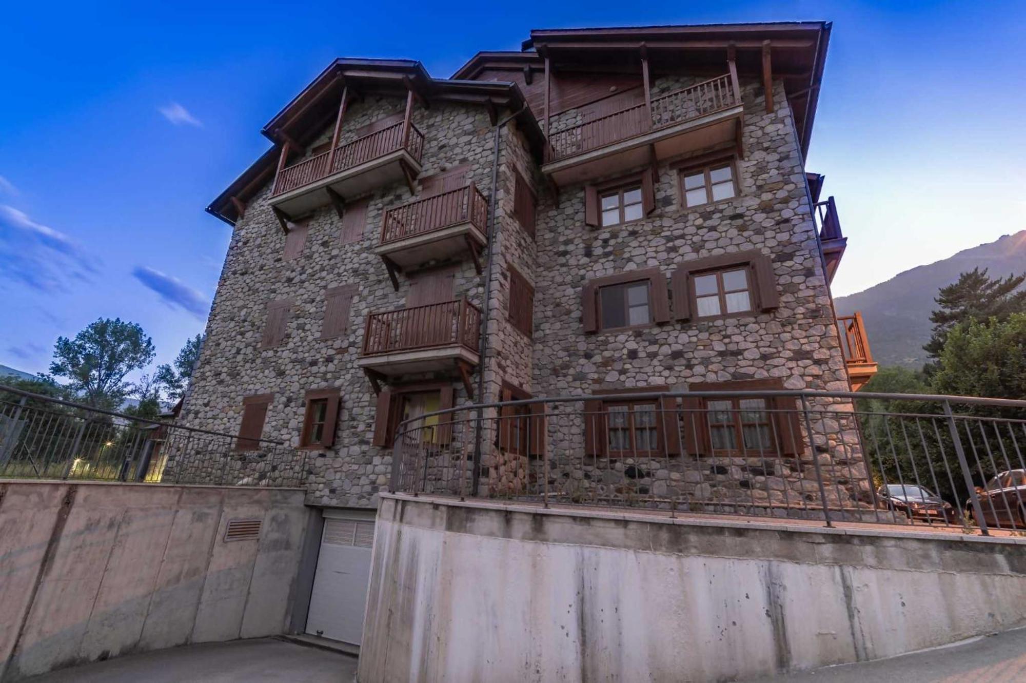 Apartmán Loira Casa Sanchines Duplex De Lujo En Benasque Exteriér fotografie